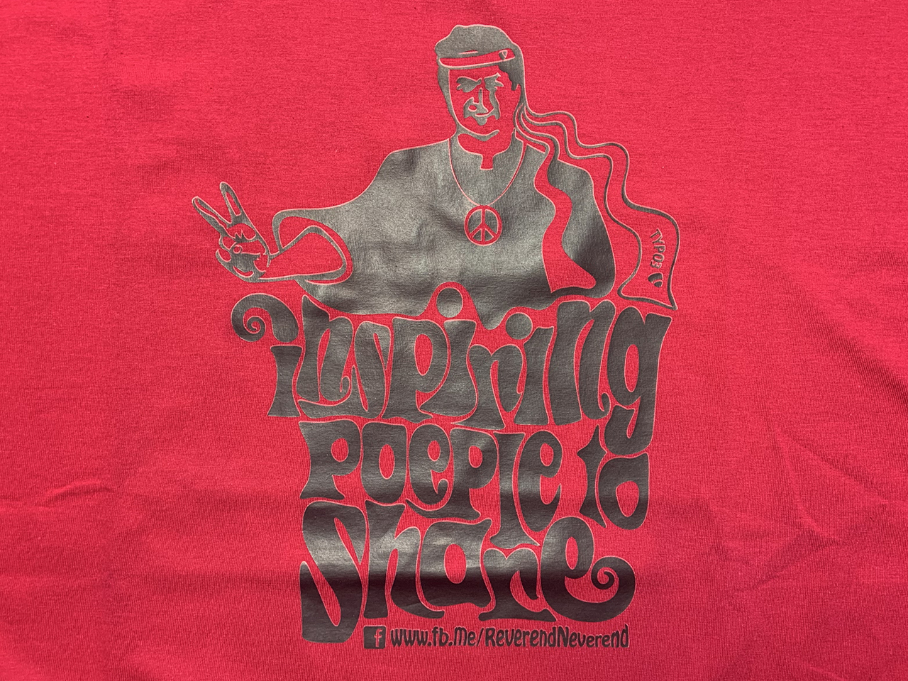 Pinkes "Inspiring People to Share"-Shirt